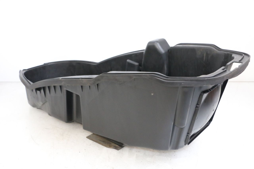 photo de SEAT STORAGE BOX PEUGEOT CITYSTAR 50 (2013 - 2017) - Zoom on usage condition