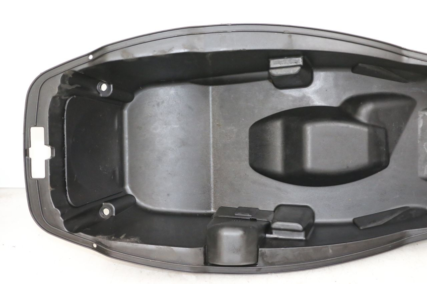 photo de SEAT STORAGE BOX PEUGEOT CITYSTAR 50 (2013 - 2017) - Product overview