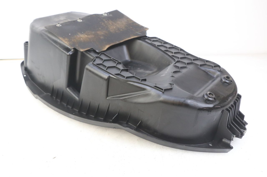 photo de UNDERSEAT STORAGE PEUGEOT CITYSTAR IE 2T 50 (2018 - 2021) - Zoom on usage condition