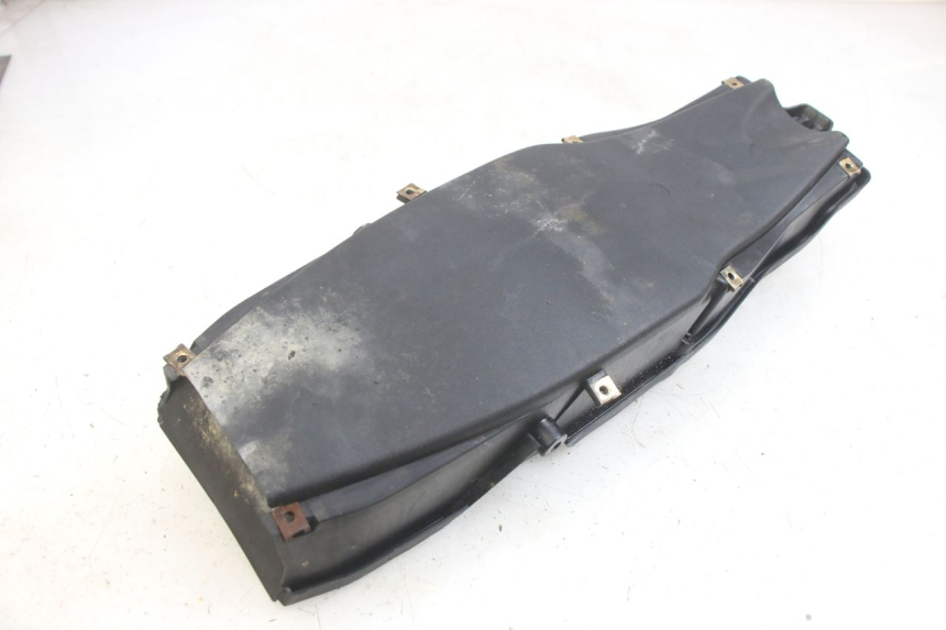 photo de SEAT STORAGE BOX GILERA DNA 50 (2000 - 2007) - Alternative perspective