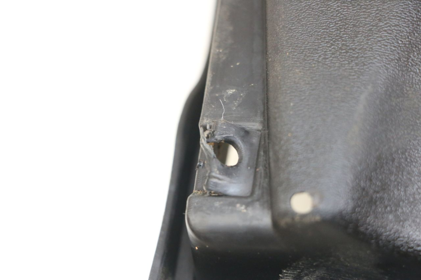 photo de SEAT STORAGE BOX GILERA DNA 50 (2000 - 2007) - Zoom on usage condition