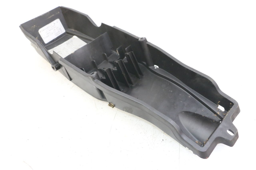 photo de SEAT STORAGE BOX GILERA DNA 50 (2000 - 2007) - Markings and original references