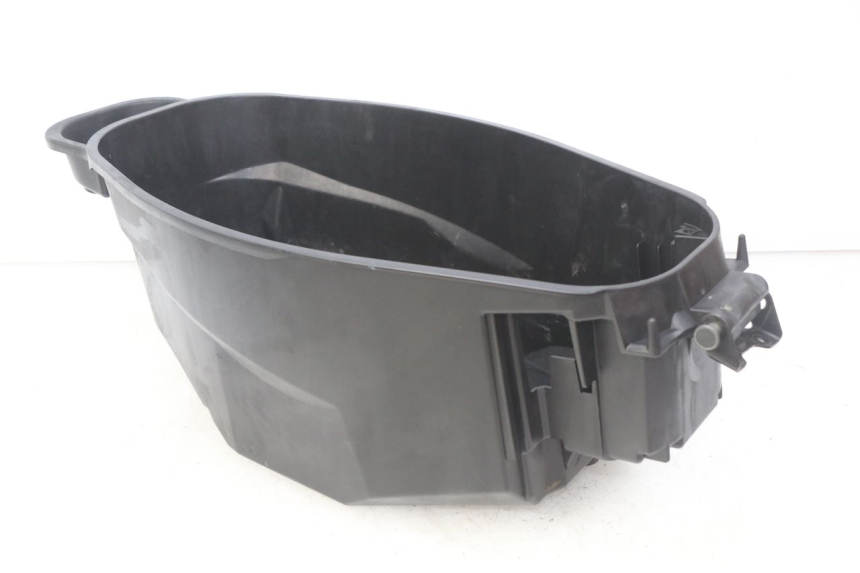 photo de SEAT STORAGE BOX YAMAHA D'ELIGHT DELIGHT 115 (2013 - 2017) - Zoom on usage condition