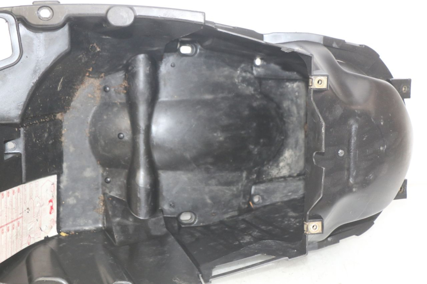 photo de SEAT STORAGE BOX PEUGEOT ELYSEO 125 (1999 - 2004) - Checked used part