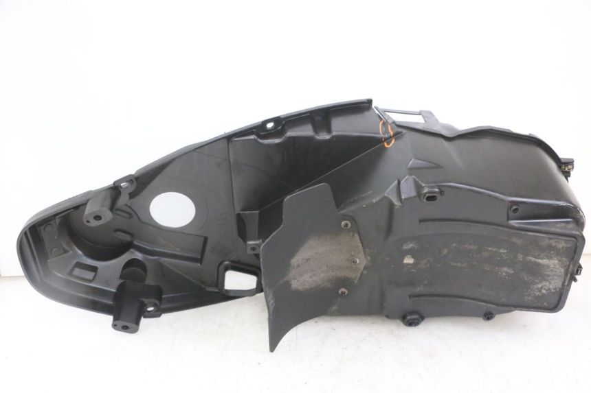 photo de UNDERSEAT STORAGE PEUGEOT ELYSTAR 125 (2002 - 2007) - Zoom on usage condition