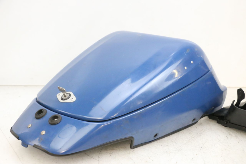 photo de SEAT STORAGE BOX YAMAHA FJR ABS 1300 (2006 - 2012) - Detailed visual inspection