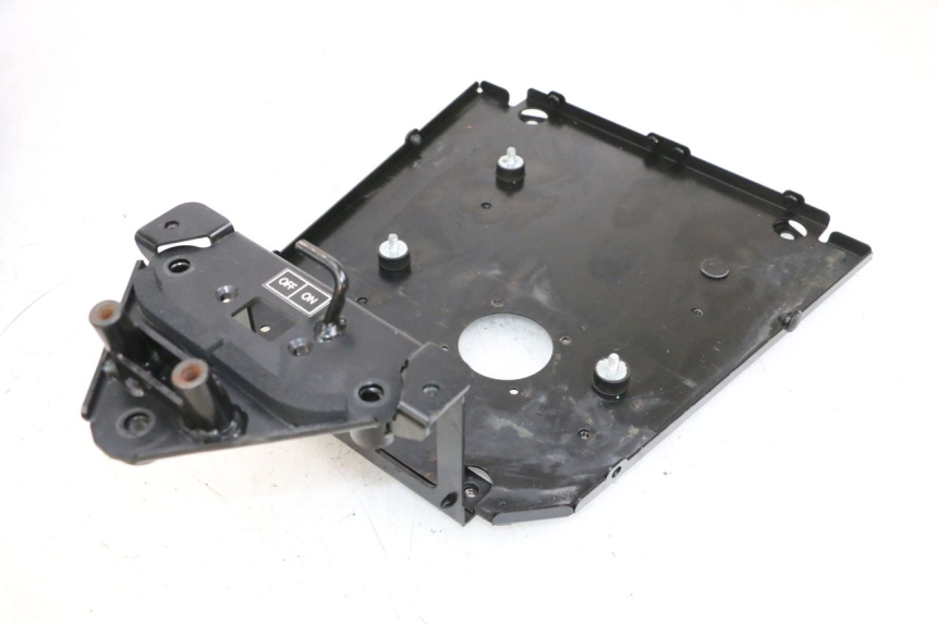 photo de SEAT STORAGE BOX YAMAHA FJR ABS 1300 (2006 - 2012) - Supplementary product photo