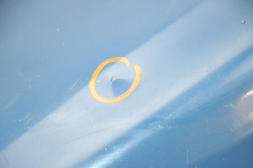 photo de SEAT STORAGE BOX YAMAHA FJR ABS 1300 (2006 - 2012) - High-resolution close-up