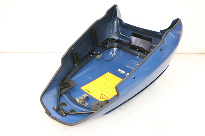 photo de SEAT STORAGE BOX YAMAHA FJR ABS 1300 (2006 - 2012) - Product overview