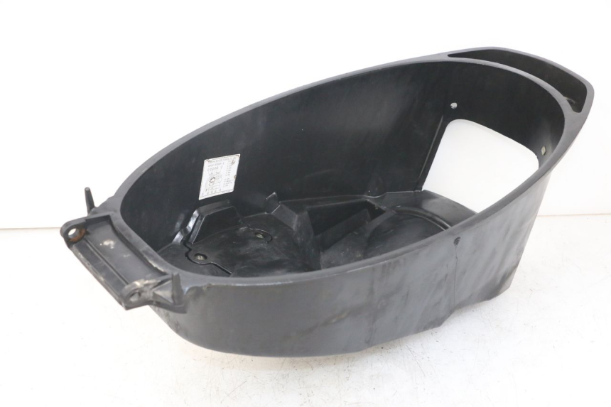 photo de SEAT STORAGE BOX MBK FLAME X 125 (2004 - 2007) - Zoom on usage condition