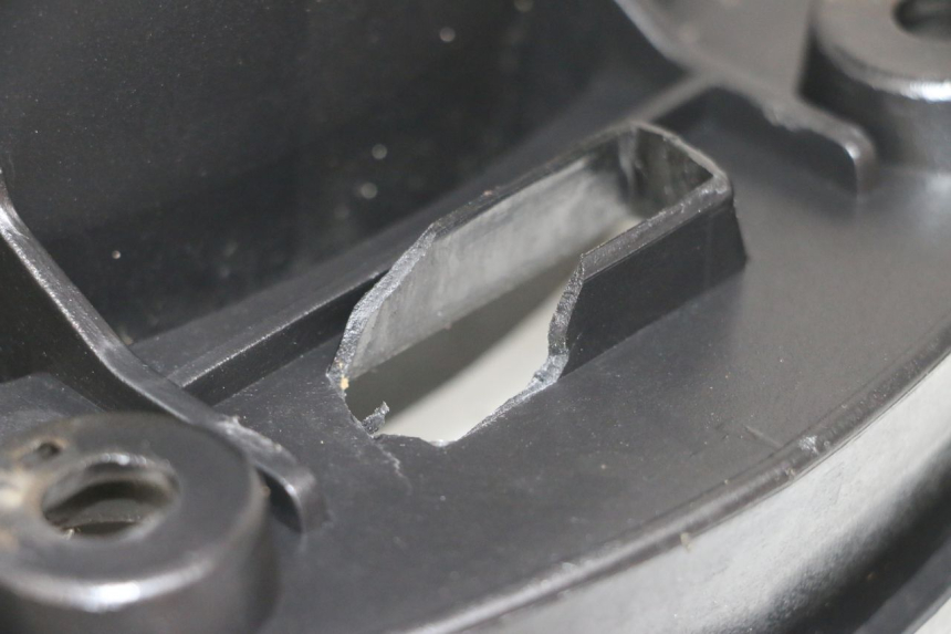 photo de UNDERSEAT STORAGE MBK FLAME X 125 (2007 - 2016) - Alternative perspective