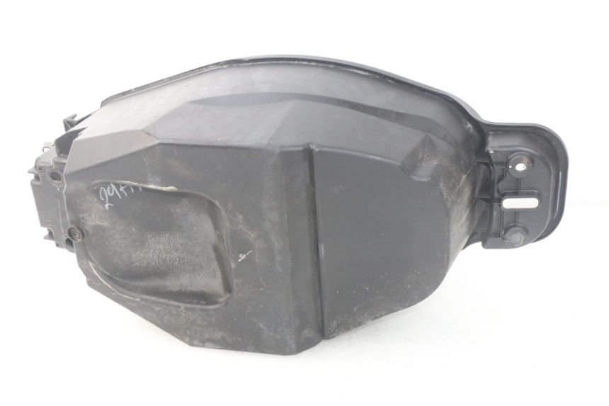 photo de UNDERSEAT STORAGE MBK FLIPPER 115 (2013 - 2017) - Zoom on usage condition