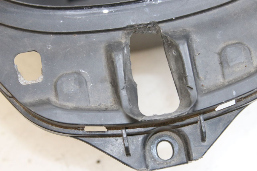 photo de SEAT STORAGE BOX HONDA FORZA 125 (2015 - 2016) - Technical close-up