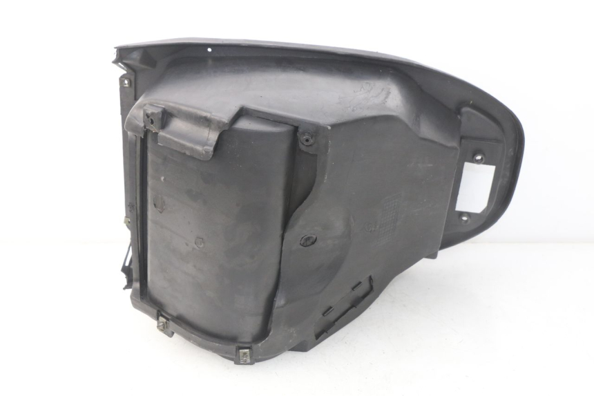 photo de UNDERSEAT STORAGE JONWAY GTX 2T 50 (2014 - 2020) - Alternative perspective