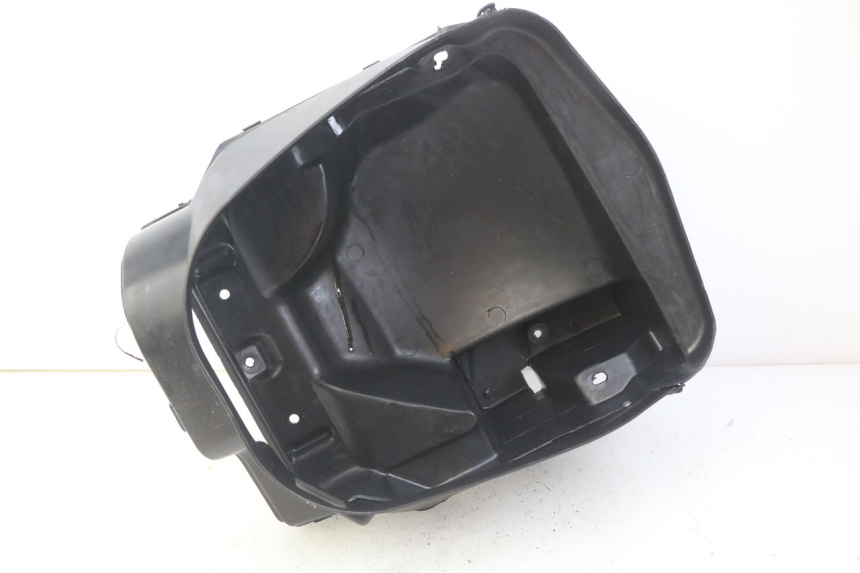 photo de SEAT STORAGE BOX REVATTO IMPERATOR 125 (2007 - 2015) - Technical close-up