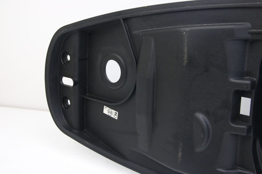 photo de SEAT STORAGE BOX SYM JET 4 4T 50 (2018 - 2021) - Zoom on usage condition