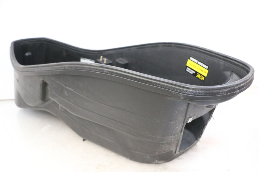 photo de UNDERSEAT STORAGE SYM JOYMAX 125 (2010 - 2017) - Alternative perspective