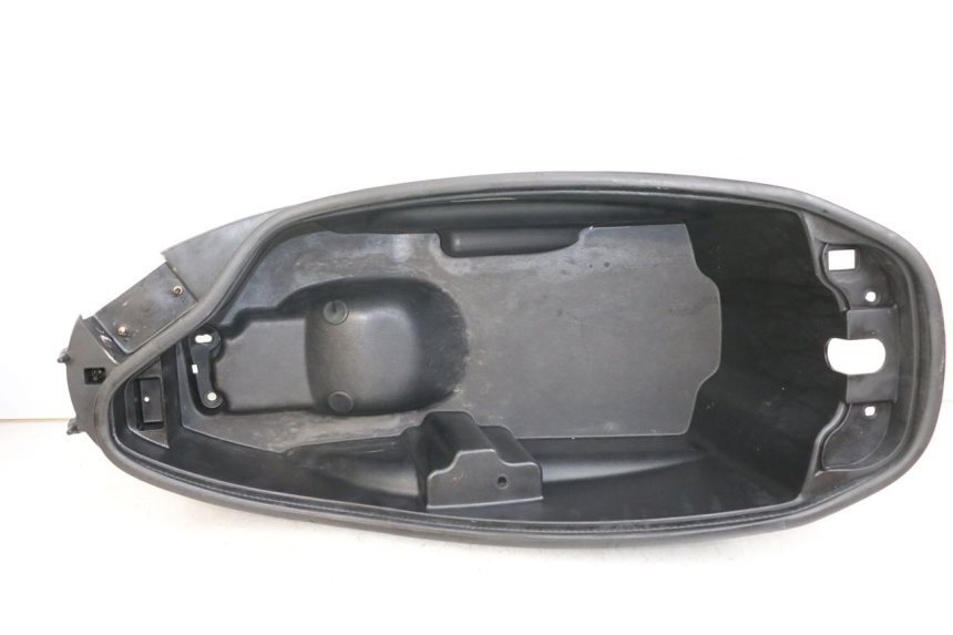 photo de UNDERSEAT STORAGE SYM JOYRIDE EVO 125 (2009 - 2016) - Alternative perspective