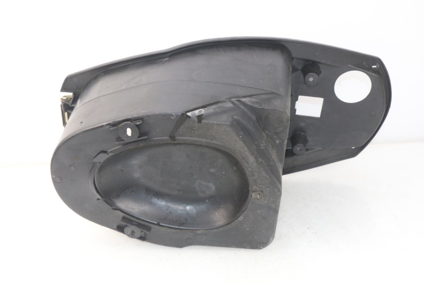 photo de UNDERSEAT STORAGE RIDE JUMP 2T 50 (2012 - 2017) - Zoom on usage condition