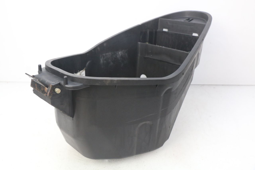 photo de SEAT STORAGE BOX RIDE KALLIO 50 (2010 - 2019) - Alternative perspective