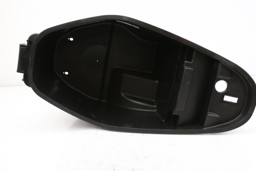 photo de SEAT STORAGE BOX RIDE KALLIO 50 (2010 - 2019) - Alternative perspective