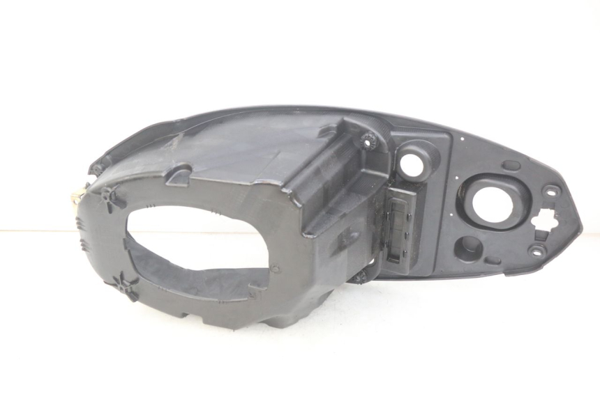 photo de SEAT STORAGE BOX PEUGEOT KISBEE 2T 50 (2018 - 2022) - Zoom on usage condition