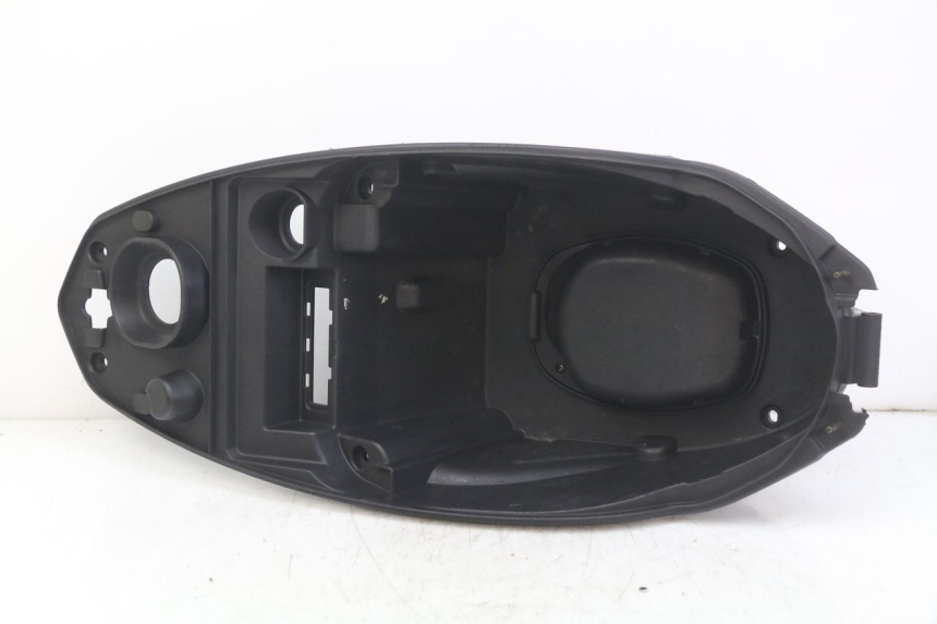 photo de SEAT TRUNK PEUGEOT KISBEE 2T 50 (2010 - 2017) - Main view