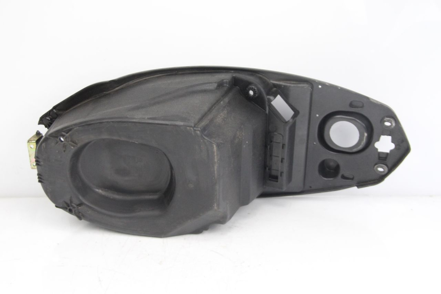 photo de SEAT STORAGE BOX PEUGEOT KISBEE 4T 50 (2018 - 2022) - Zoom on usage condition