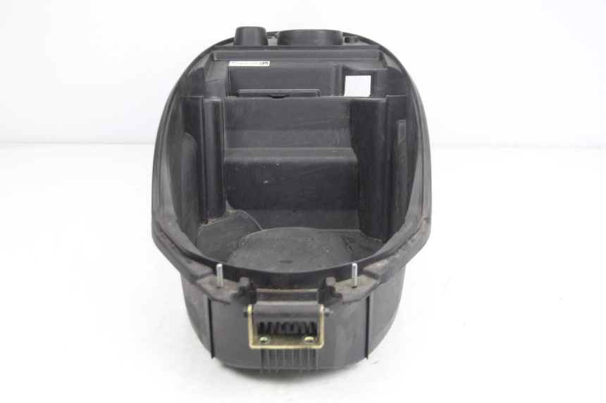 photo de SEAT STORAGE BOX PEUGEOT KISBEE 4T 50 (2018 - 2022) - Alternative perspective