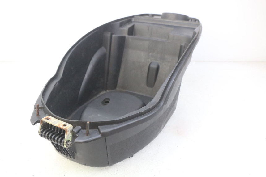 photo de SEAT STORAGE BOX PEUGEOT KISBEE 4T 50 (2010 - 2017) - Main view