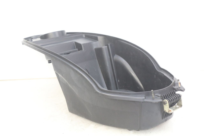 photo de SEAT STORAGE BOX PEUGEOT KISBEE 4T 50 (2010 - 2017) - Main view