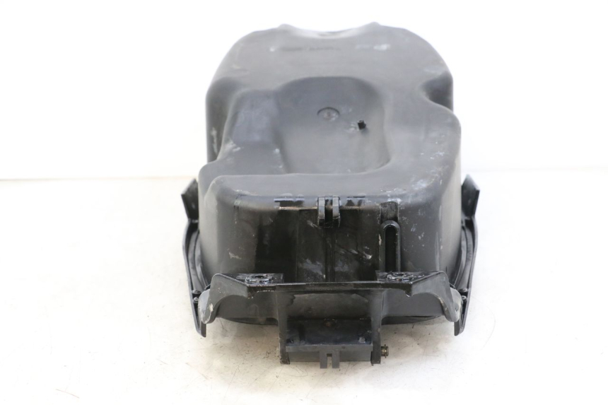 photo de UNDERSEAT STORAGE RENAULT KOURANOS 125 (2001 - 2004) - Zoom on usage condition