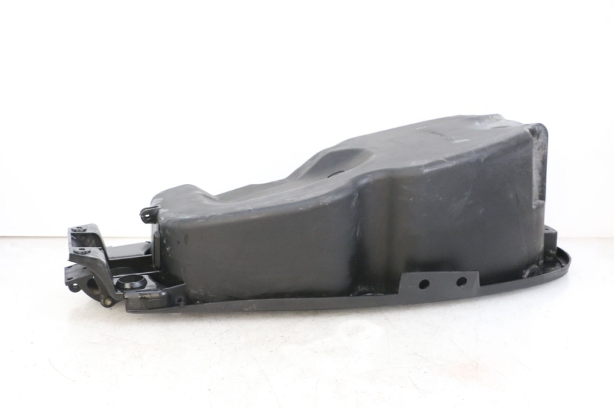 photo de UNDERSEAT STORAGE RENAULT KOURANOS 125 (2001 - 2004) - Alternative perspective