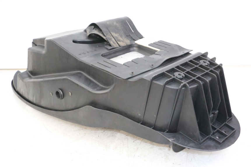 photo de UNDERSEAT STORAGE KYMCO GRAND DINK 125 (2008 - 2014) - Alternative perspective