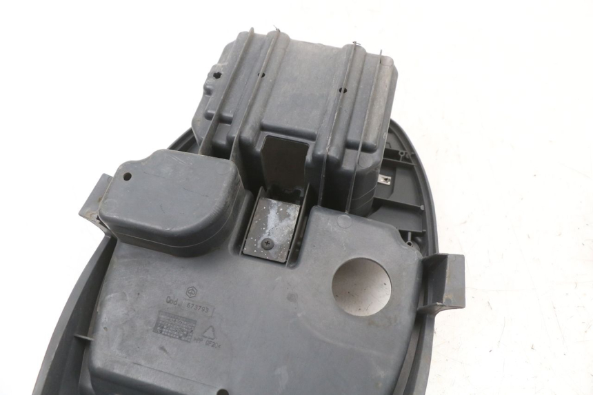 photo de UNDERSEAT STORAGE PIAGGIO LIBERTY 4T 50 (2018 - 2021) - Technical close-up