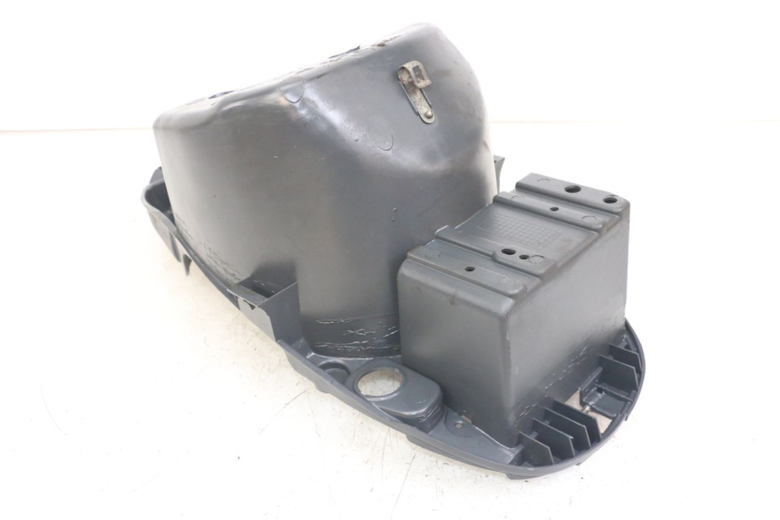 photo de SEAT STORAGE BOX PIAGGIO LIBERTY 125 (2009 - 2013) - Alternative perspective