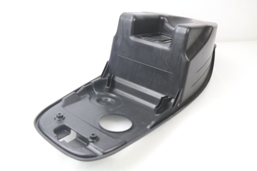 photo de UNDERSEAT STORAGE KYMCO LIKE 125 (2009 - 2016) - Surface and material condition