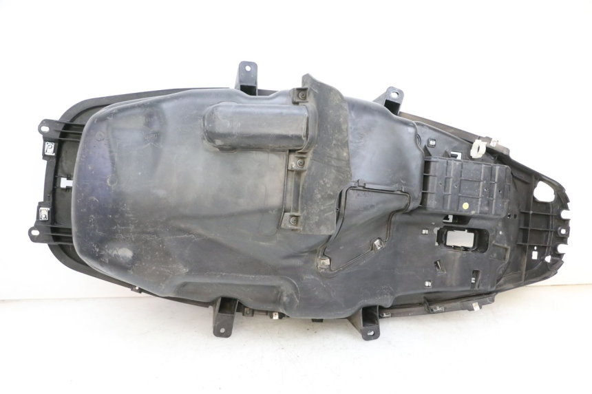 photo de UNDERSEAT STORAGE PIAGGIO MP3 HPE 350 (2018 - 2020) - Component zoom