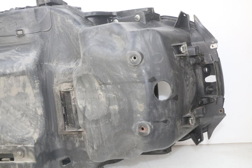 photo de SEAT STORAGE BOX PIAGGIO MP3 LT 300 (2010 - 2016) - Product overview