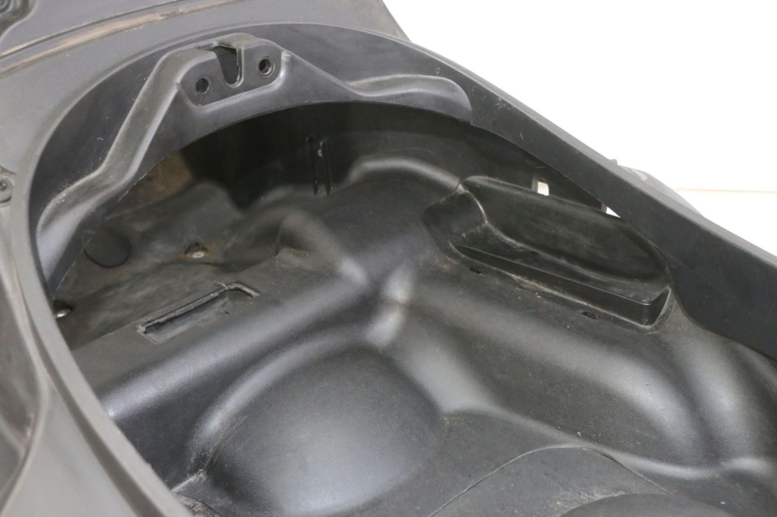 photo de UNDERSEAT STORAGE PIAGGIO MP3 LT 300 (2010 - 2016) - Product overview