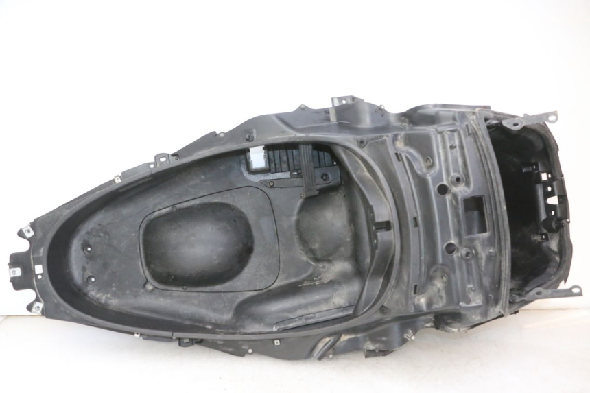 photo de UNDERSEAT STORAGE PIAGGIO MP3 RL 250 (2006 - 2010) - Main view