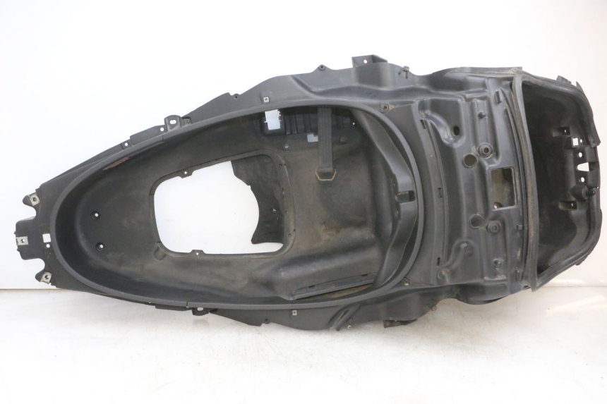 photo de UNDERSEAT STORAGE PIAGGIO MP3 RL 250 (2006 - 2010) - Main view