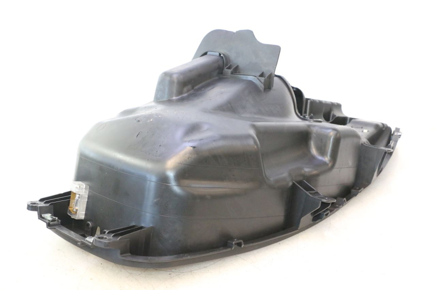 photo de UNDERSEAT STORAGE PIAGGIO MP3 500 (2016 - 2018) - Alternative perspective
