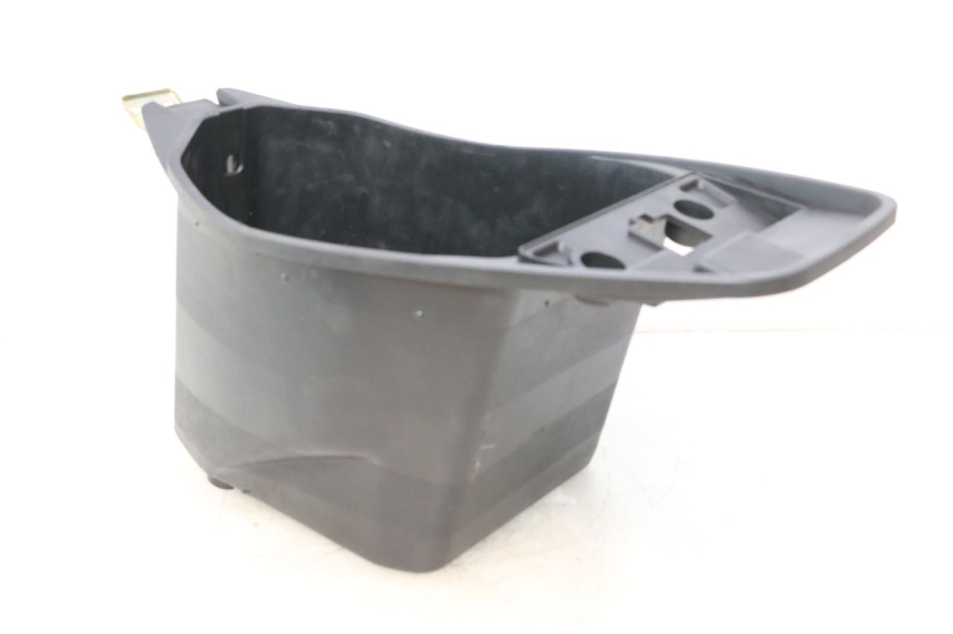 photo de UNDERSEAT STORAGE IMF INDUSTRIE NEW PACH 2T 50 (2014 - 2020) - Technical close-up