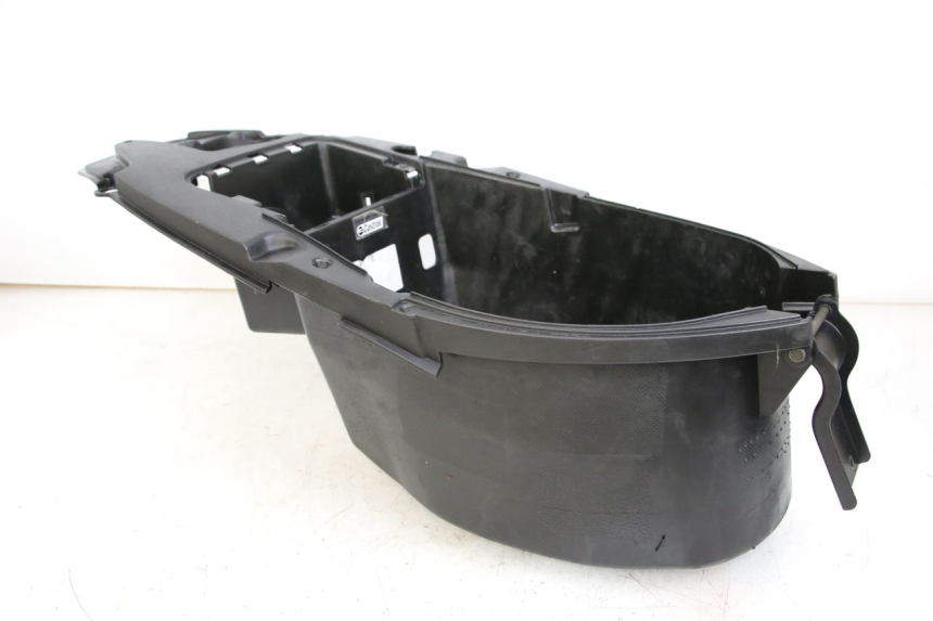 photo de SEAT STORAGE BOX PIAGGIO NEW TYPHOON 50 (2018 - 2021) - Alternative perspective