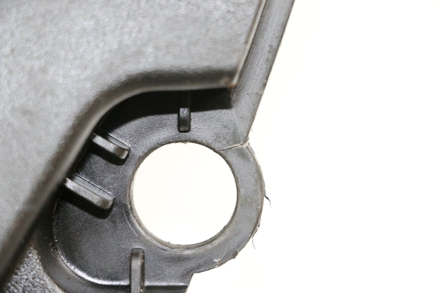 photo de SEAT STORAGE BOX PIAGGIO NEW TYPHOON 50 (2018 - 2021) - Alternative perspective