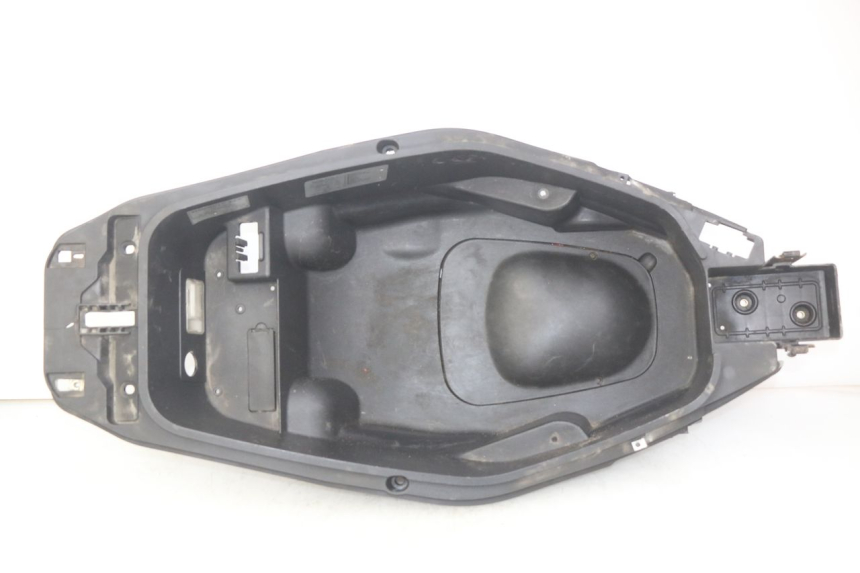 photo de SEAT STORAGE BOX GILERA NEXUS 125 (2007 - 2009) - Main view