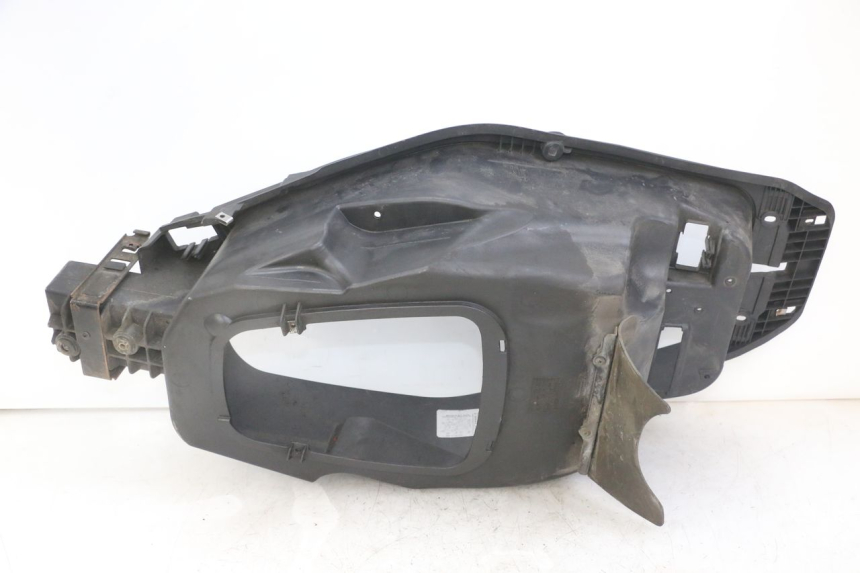 photo de UNDERSEAT STORAGE GILERA NEXUS 125 (2009 - 2013) - Technical close-up