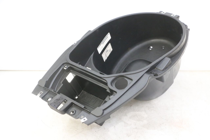 photo de UNDERSEAT STORAGE PIAGGIO NRG POWER PUREJET 50 (2018 - 2021) - Technical close-up