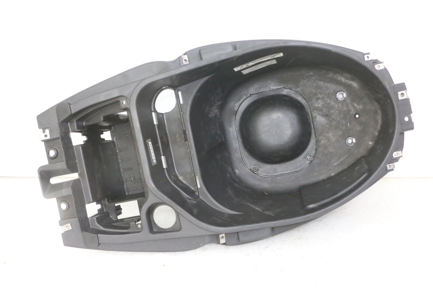 photo de UNDERSEAT STORAGE PIAGGIO NRG POWER PUREJET 50 (2018 - 2021) - Main view